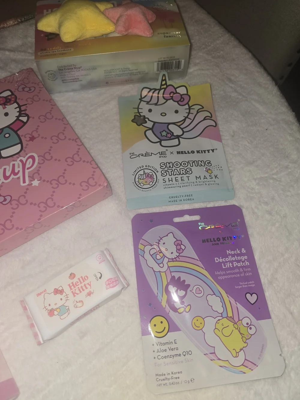 Ultimate Sanrio Hello Kitty Skincare & Makeup Bundle - 8pc Gift Set